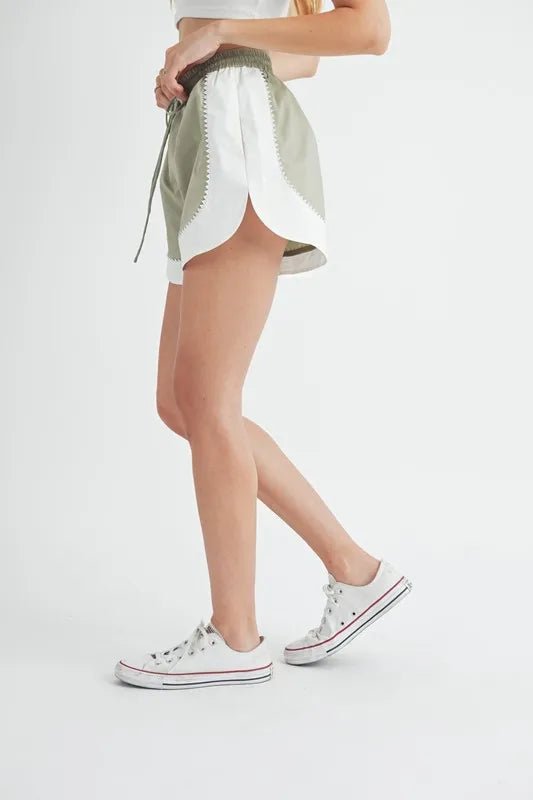 MABLE Drawstring Waist Contrast Trim Detail Shorts - GlossDrop