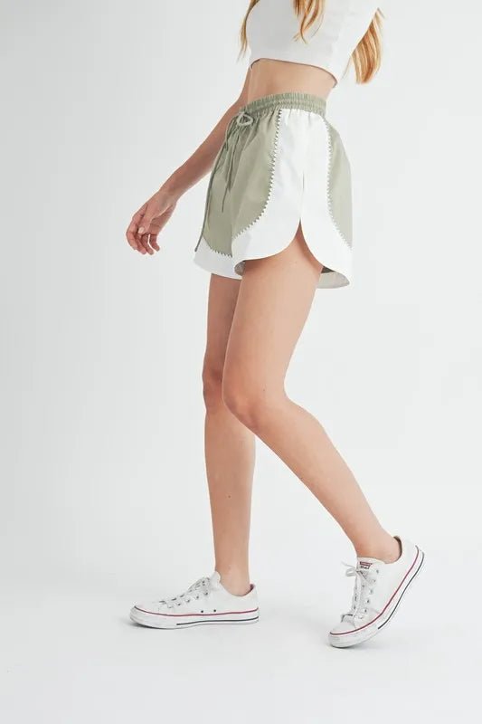 MABLE Drawstring Waist Contrast Trim Detail Shorts - GlossDrop