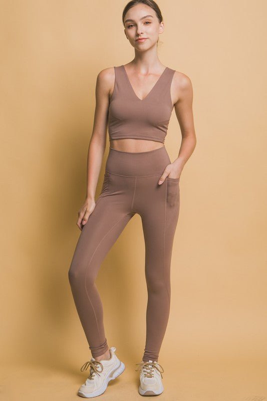 Love Tree High Waist Leggings with Side Pockets - GlossDrop